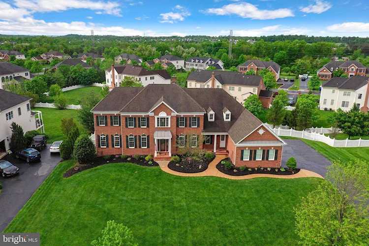 20015 Belmont Station Dr Ashburn, VA 20147