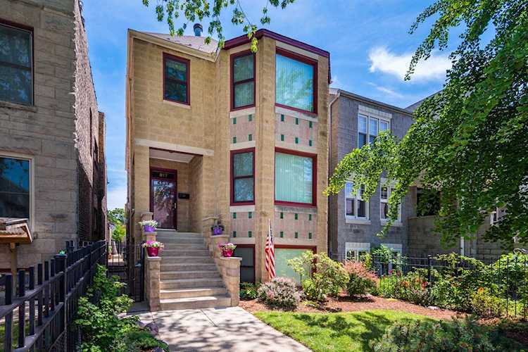 817 S Bell Ave Chicago, IL 60612
