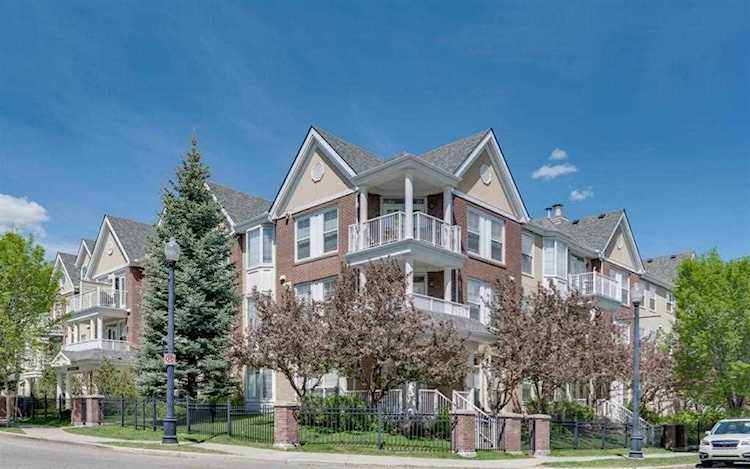 3651 Marda Link SW #207 Calgary, AB T2T 6J7