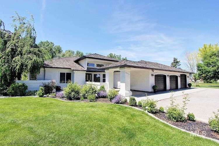 1975 E Victory Rd Meridian, ID 83642