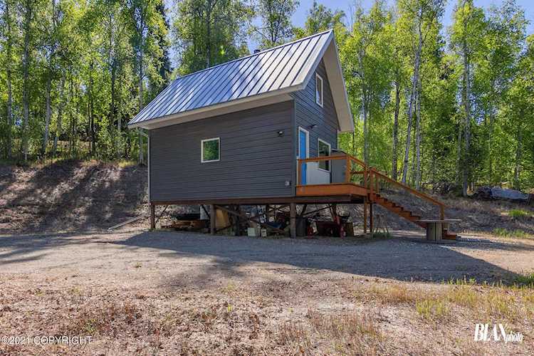 3176 Edby Road Fairbanks, AK 99709