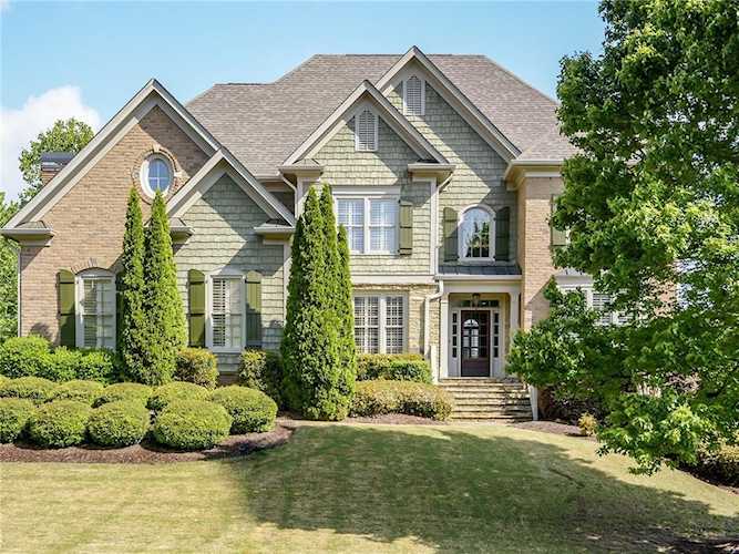 2720 Hermitage Dr Cumming, GA 30041