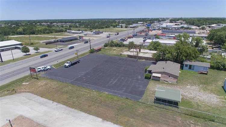 4329 E Highway 377 Granbury, TX 76049