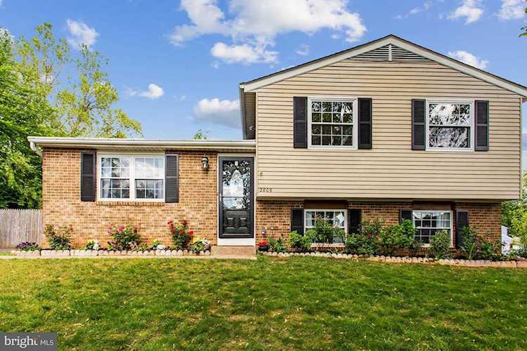 2809 Logway Rd Vienna, VA 22181