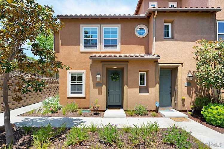 10523 Camino Bello Mar #2 San Diego, CA 92127