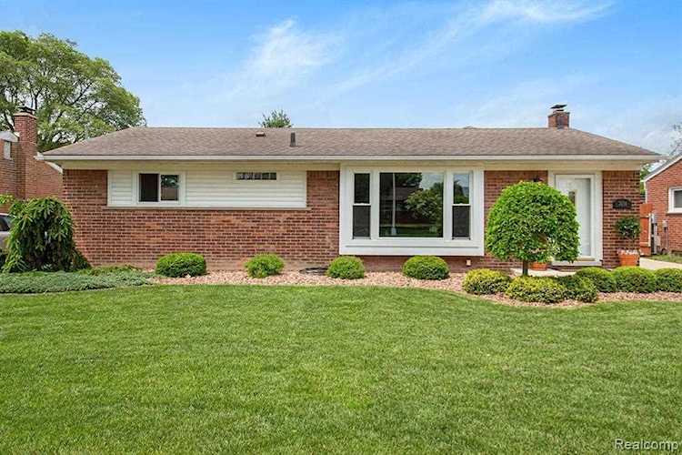 3014 Concord St Trenton, MI 48183 | MLS 2210041934 Photo 1