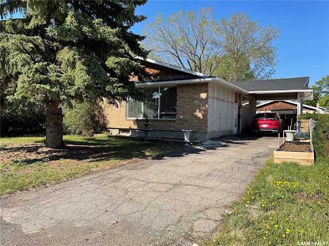 324 N Mcintosh St Regina, SK S4R 5A2 | MLS SK857320 Photo 1