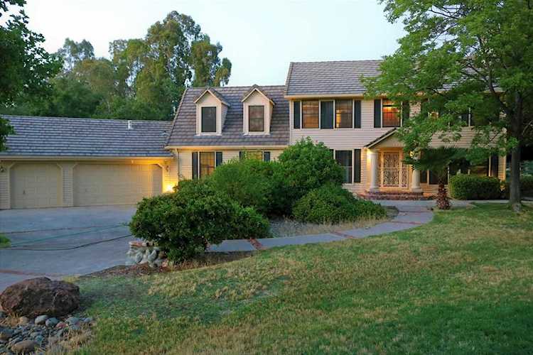 8841 Nickens Court Orangevale, CA 95662