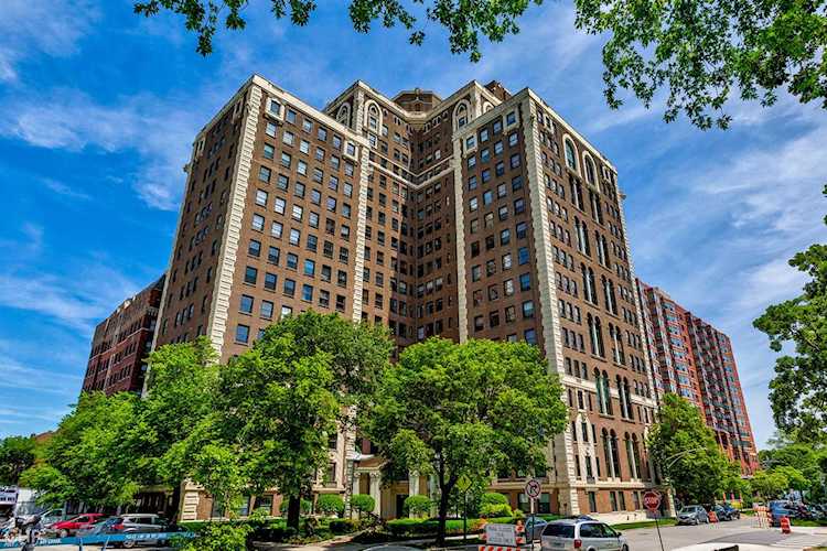 5555 S Everett Ave #C-12 Chicago, IL 60637