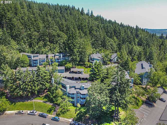 10188 SE Talbert St Clackamas, OR 97015