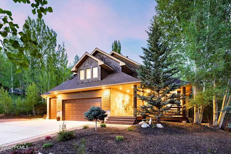 9290 N Sand Trap Ct Park City, UT 84098