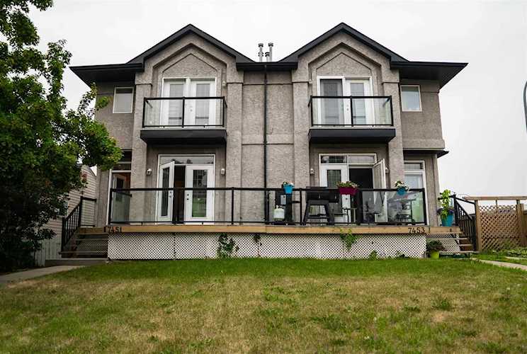 7451/7453 83 Avenue Edmonton, AB T6B 0G8 | MLS ® E4247994 Photo 1