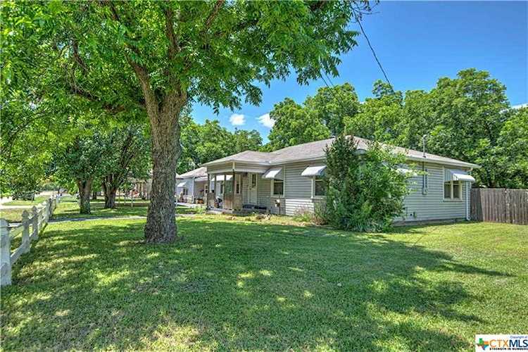 1402 W Church St Little River-Academy, TX 76554