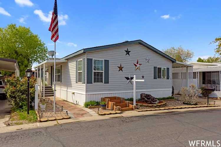 979 W S Foxglove Dr Taylorsville, UT 84123