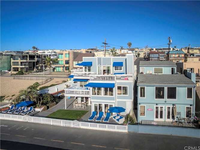 3500 The Strand Hermosa Beach, CA 90254