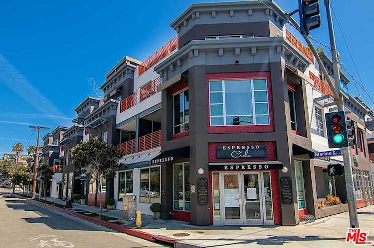 212 Marine St #202 Santa Monica, CA 90405