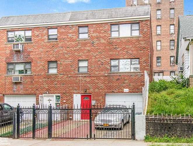 82 Terrace View Avenue Bronx, NY 10463