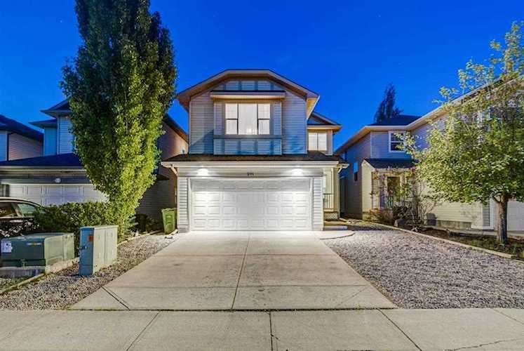211 Valley Crest Close NW Calgary, AB T3B 5X3