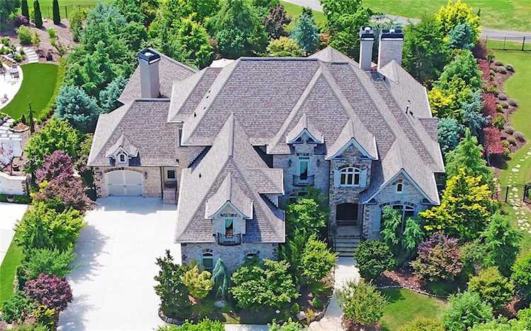 2583 Northern Oak Dr Braselton, GA 30517
