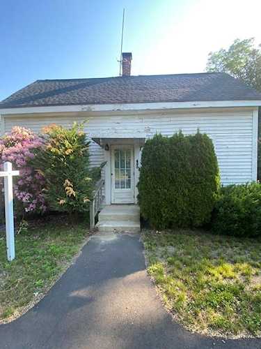 490 Merrimac Street Newburyport, MA 01950