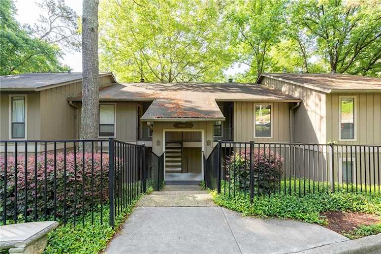 8740 Roswell Rd #3D Sandy Springs, GA 30350