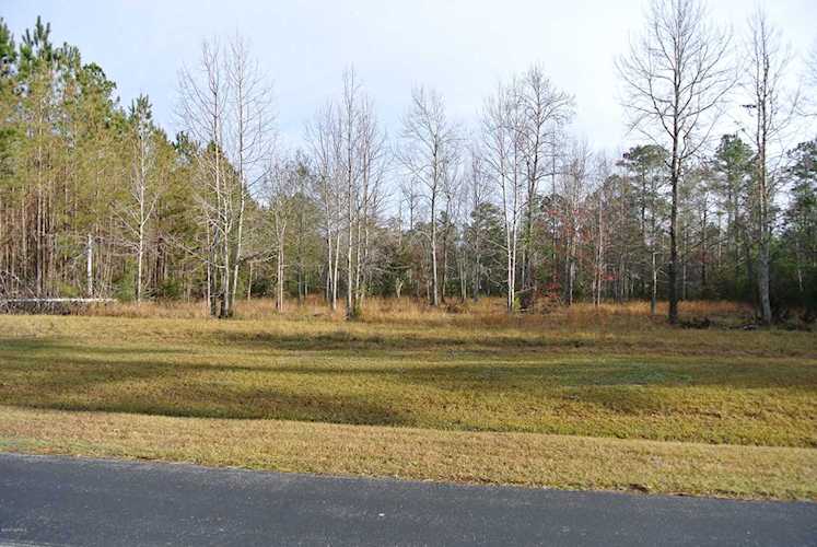 187 Garbacon Drive Beaufort, NC 28516