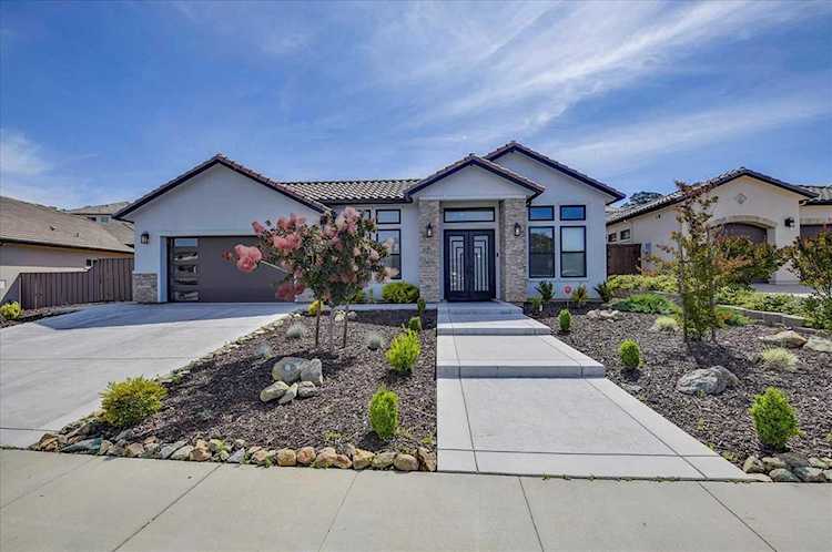 660 Oreno Court Folsom, CA 95630