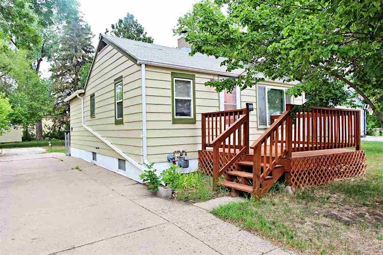 1622 W Central Ave Minot, ND 58701 | MLS 211158 Photo 1