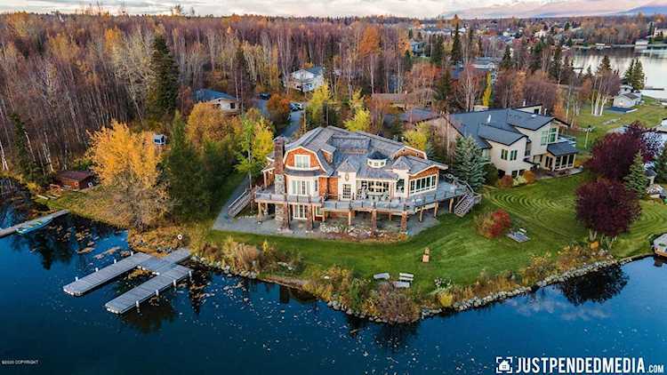 3806 North Point Circle Anchorage, AK 99502