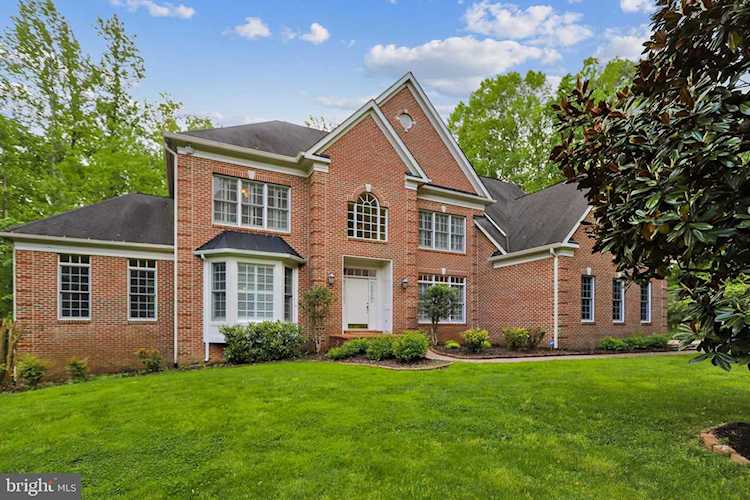 11155 Sandy Manor Dr Fairfax Station, VA 22039