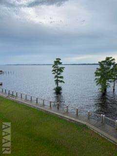 420-D Captains Cove Edenton, NC 27932