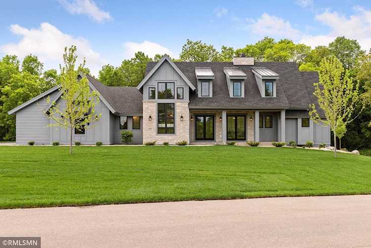 227X Pinto Drive Medina, MN 55391