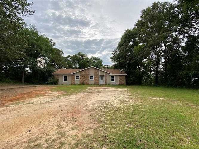 1704 S 11th Place Phenix City, AL 36869