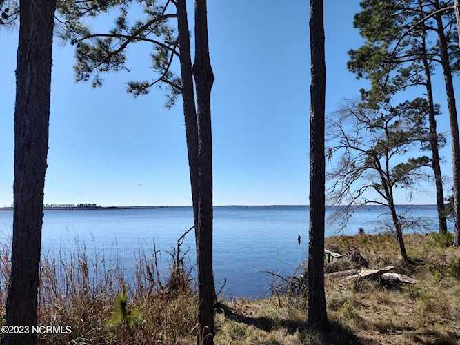 Lot 24 Deep Creek Drive New Bern, NC 28560