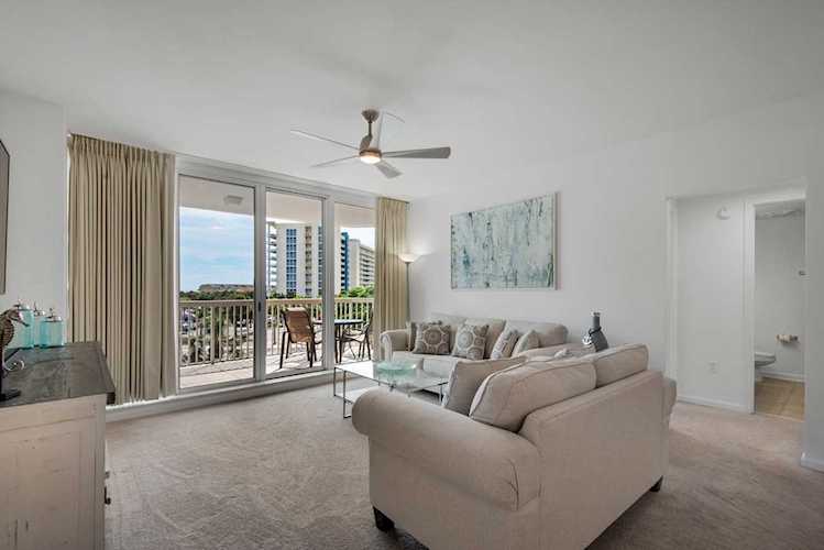 15100 Emerald Coast Parkway #UNIT 404 Destin, FL 32541