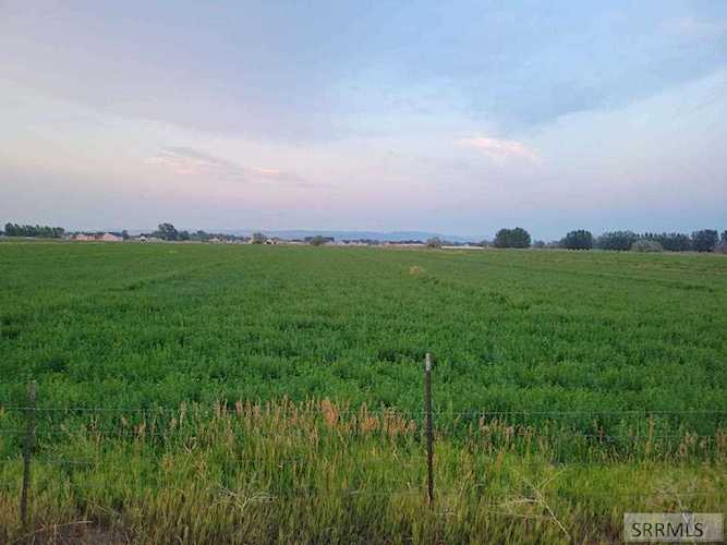 230 N 4200 E Rigby, ID 83422