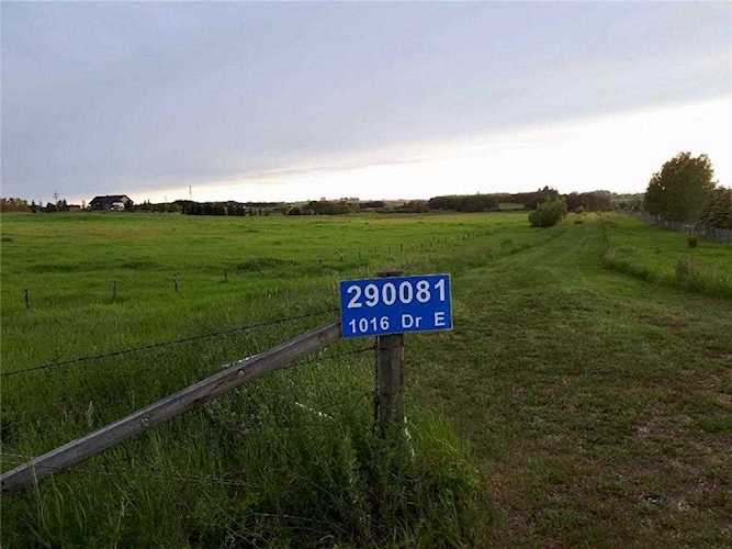 290081 1016 Dr E Rural Foothills County, AB T1S 1A2
