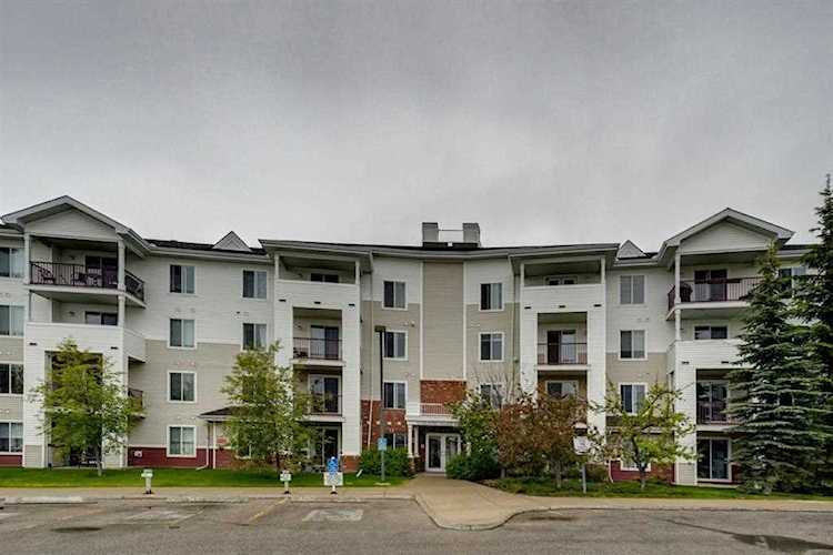 9 Country Village Bay NE #304 Calgary, AB T3K 5J8