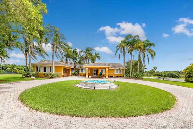 17800 SW 184th St Miami, FL 33187