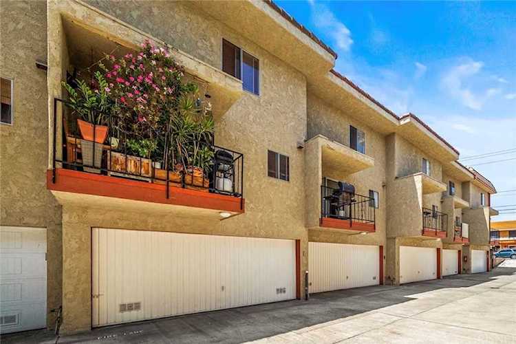 1910 Grismer Ave #E Burbank, CA 91504