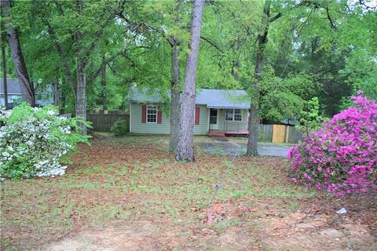2704 22nd Ave Phenix City, AL 36867