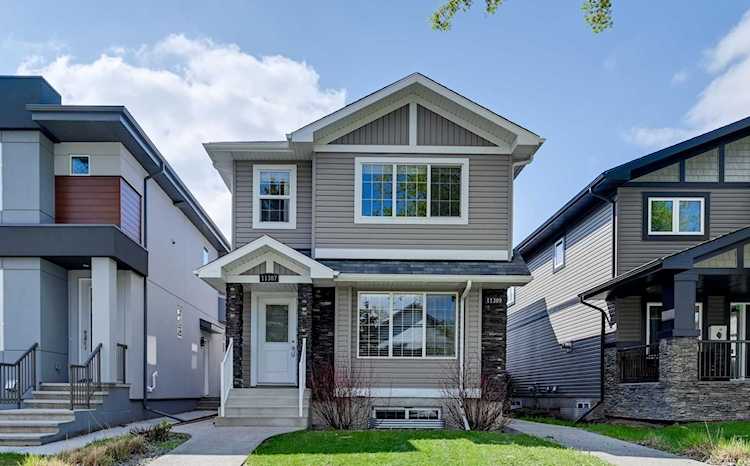 11307/11309 79 Avenue Edmonton, AB T6G 0P4