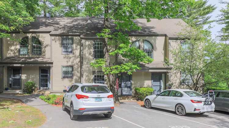 NHRealtyGals New Hampshire Real Estate Keller Williams Karin Provencher Photo 1