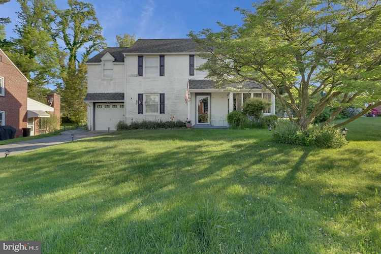 4 Woodsway Rd Wilmington, DE 19809