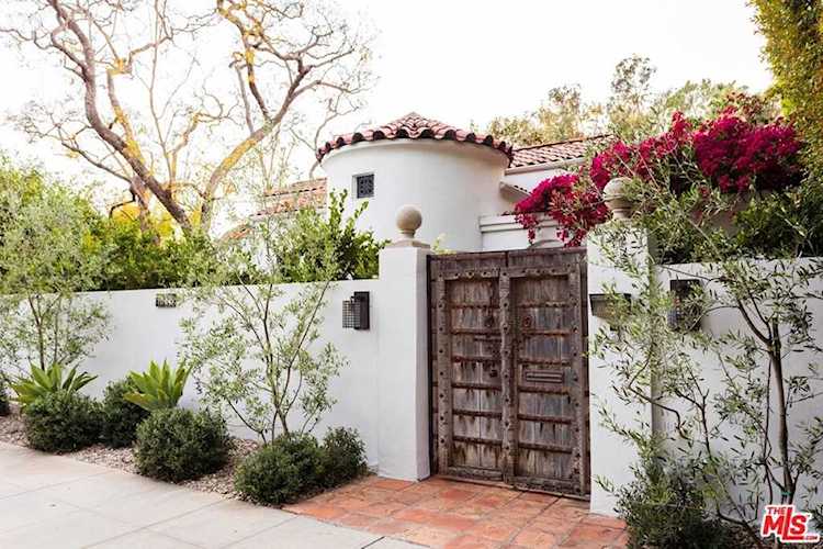 1829 Courtney Ave Los Angeles, CA 90046