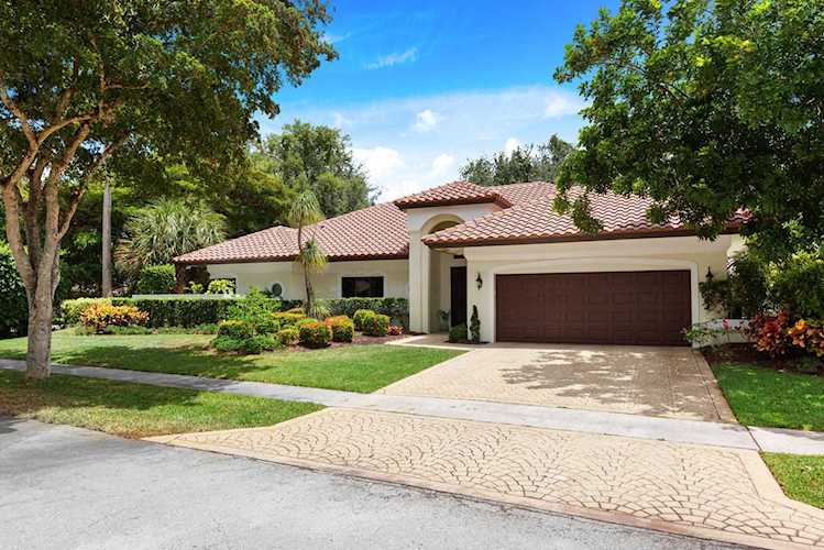 4600 NW 28th Way Boca Raton, FL 33434