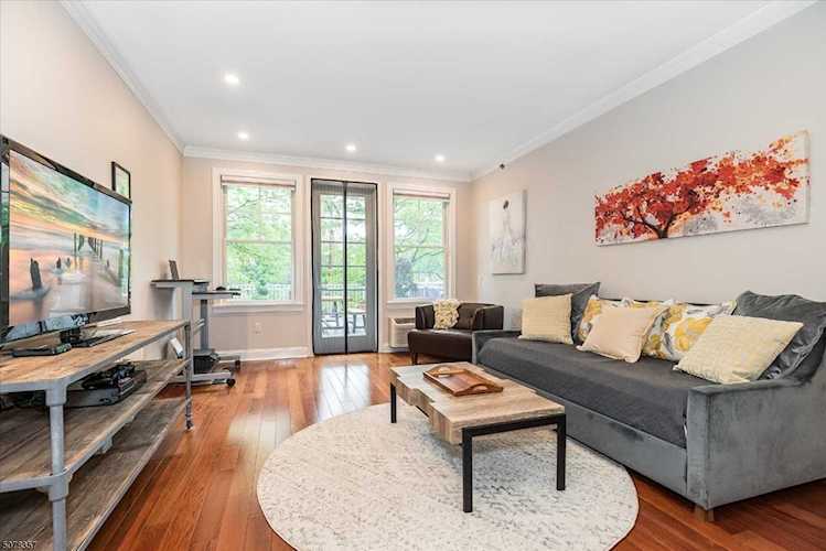 1 Independence Way Jersey City, NJ 07305
