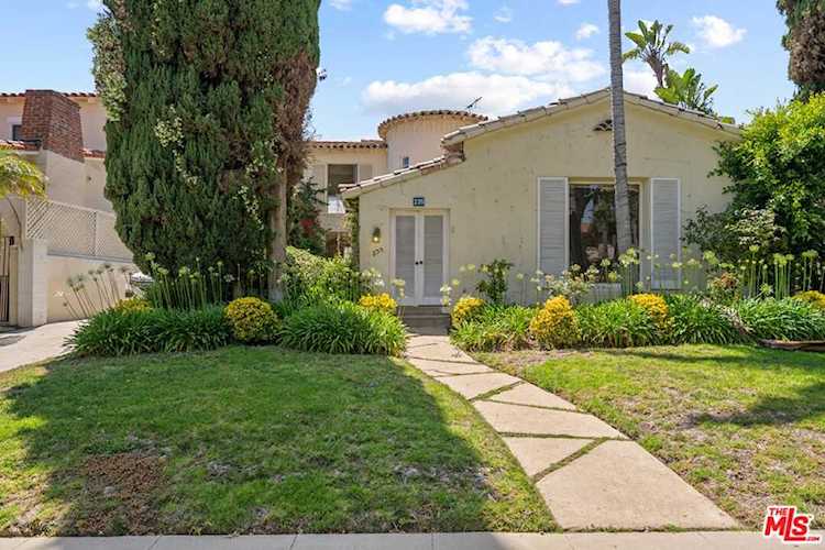 235 S Bedford Dr Beverly Hills, CA 90212