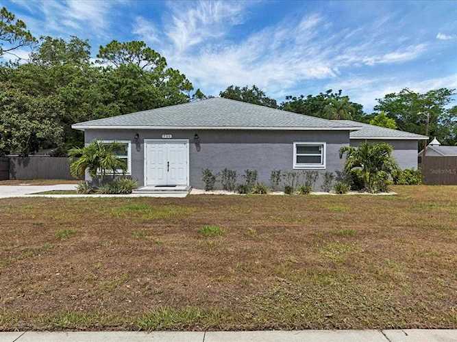 711 Church St Nokomis, FL 34275