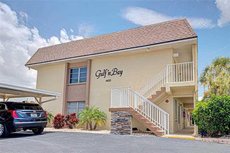 1400 Tarpon Center Dr #218 Venice, FL 34285